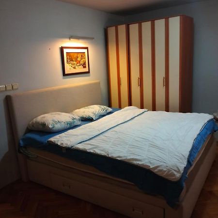 Lejla Appartement Podgorica Buitenkant foto