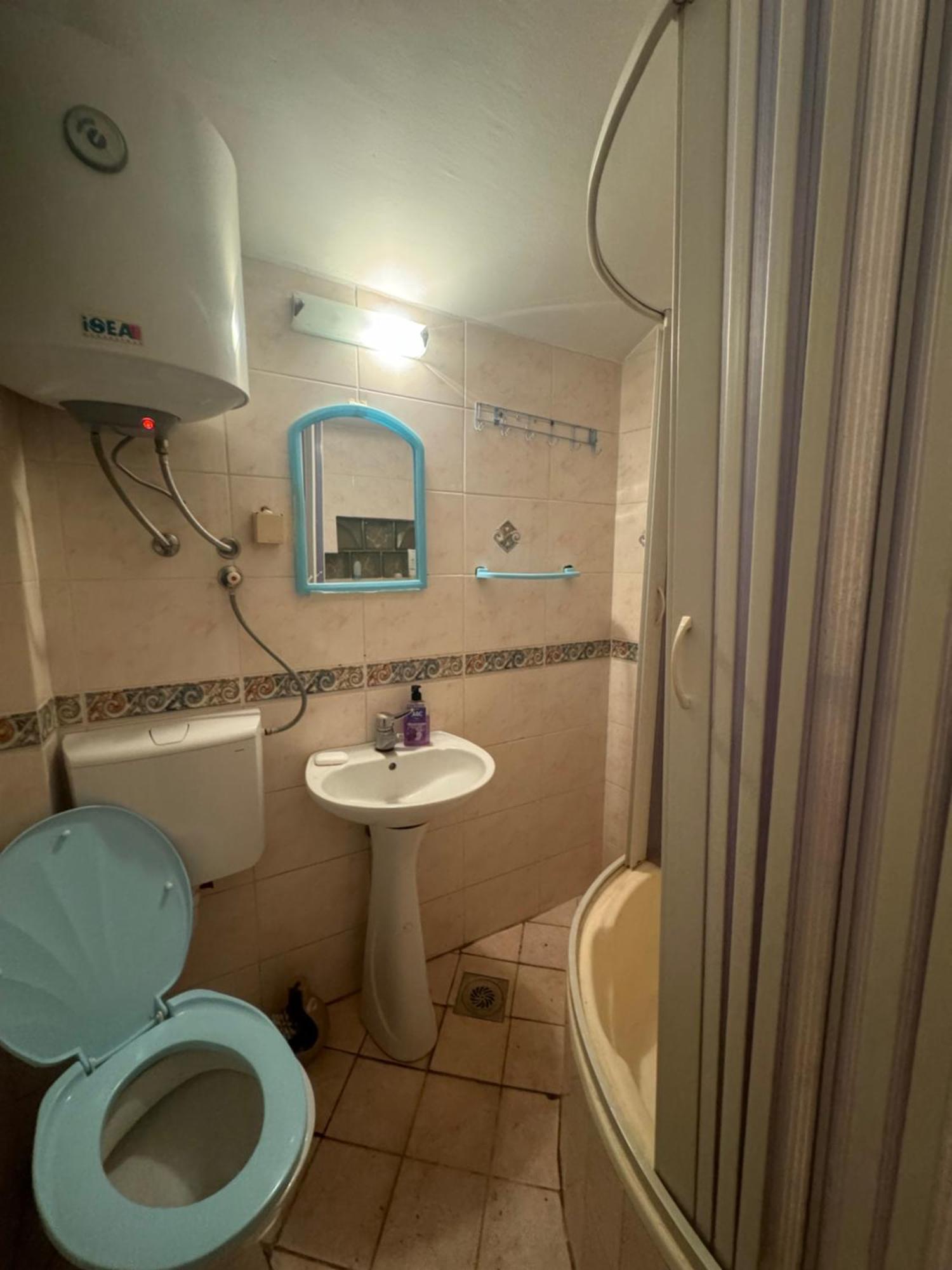 Lejla Appartement Podgorica Buitenkant foto